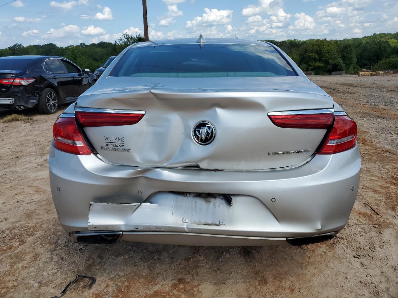 1G4ZP5SSXHU163835 2017 Buick Lacrosse Essence