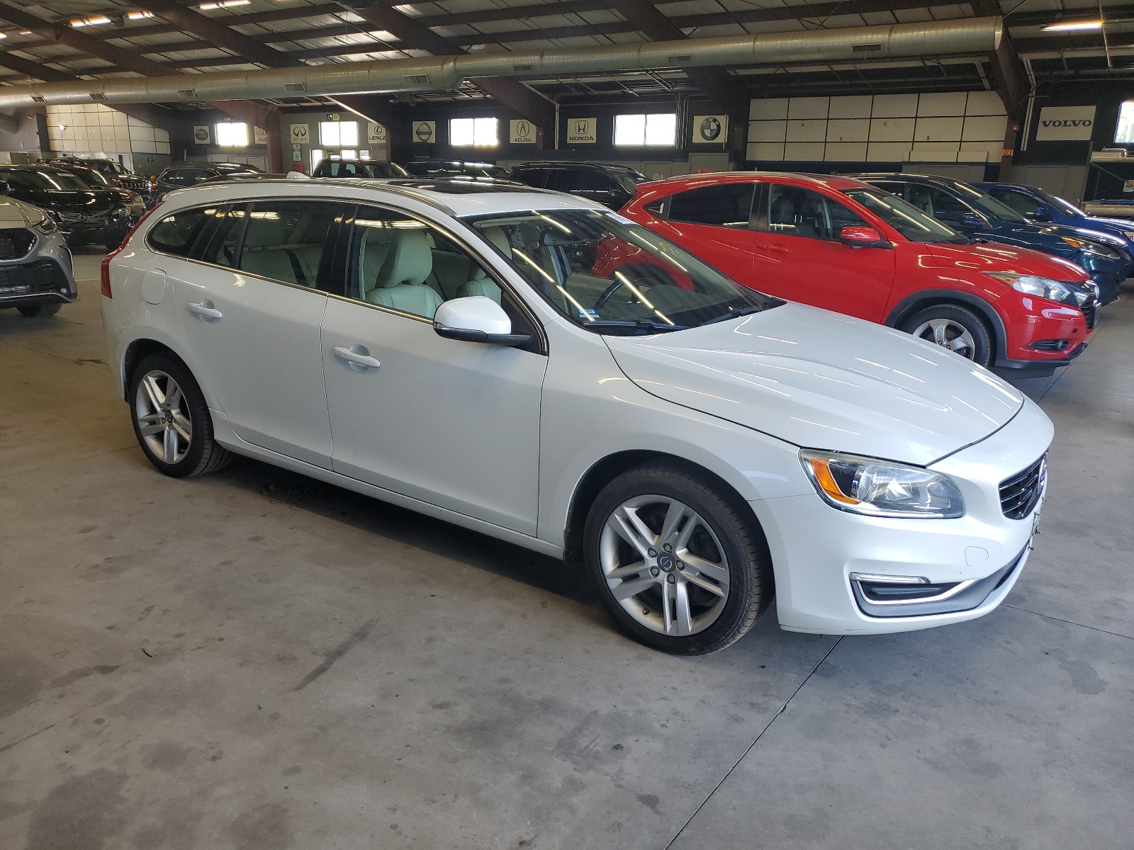 YV1612SB3F1211739 2015 Volvo V60 Premier