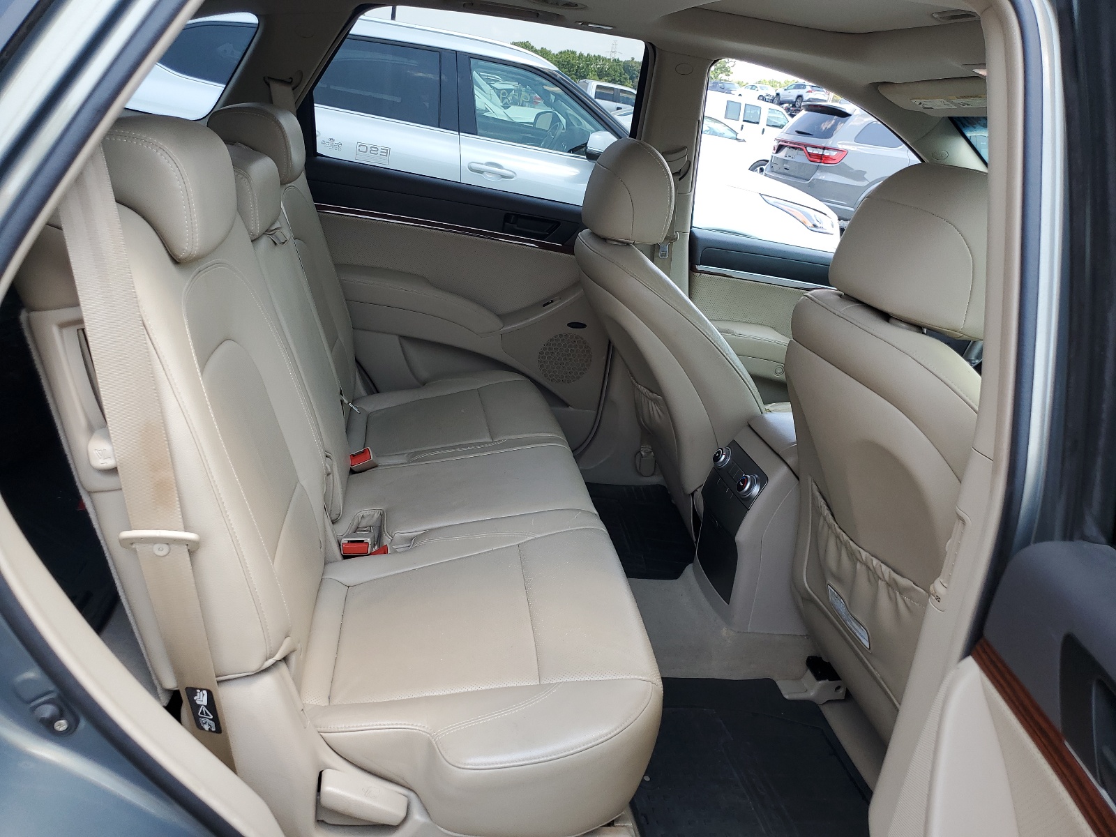 KM8NU73C28U034269 2008 Hyundai Veracruz Gls