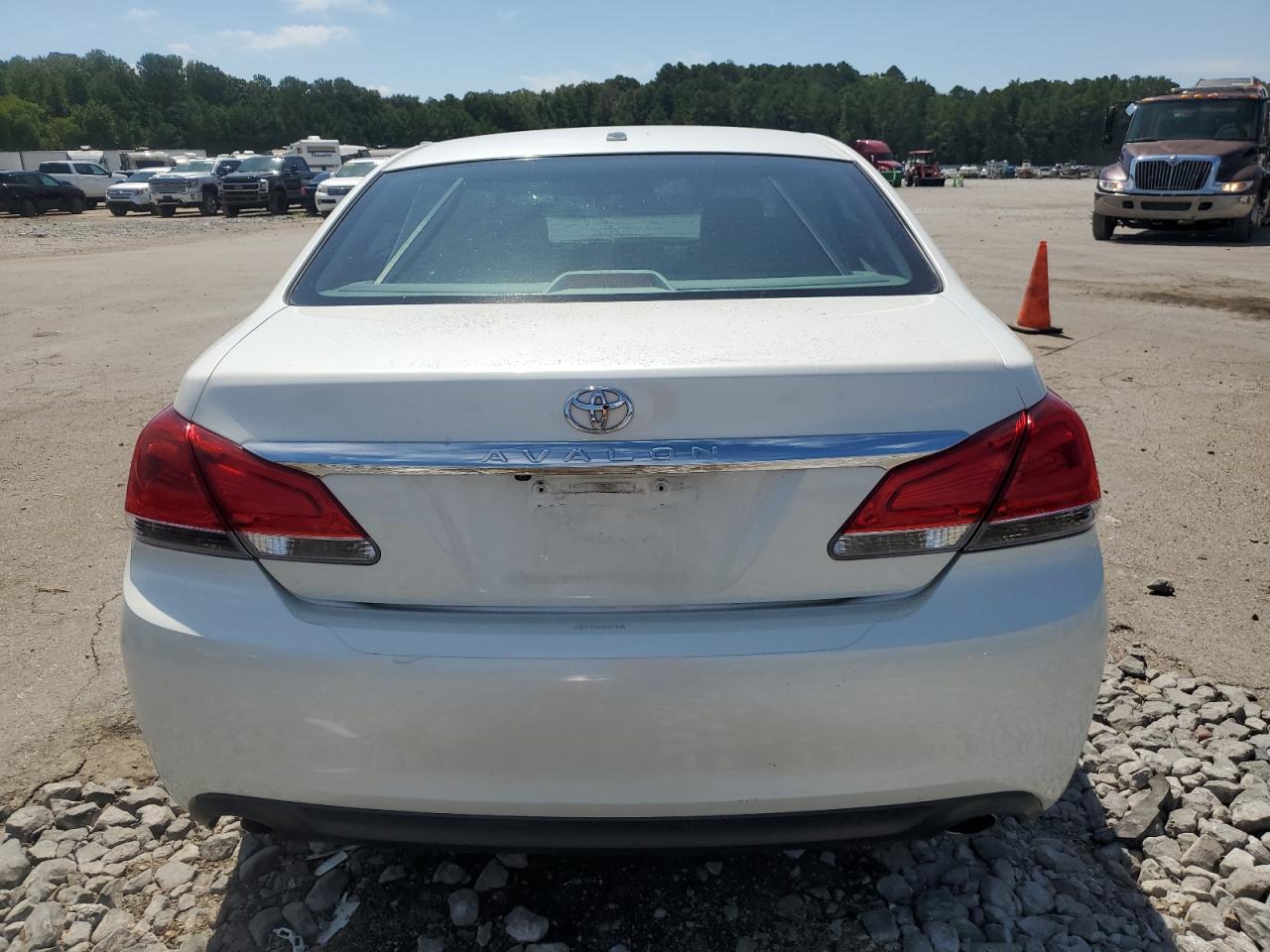 2011 Toyota Avalon Base VIN: 4T1BK3DB8BU396315 Lot: 68423814