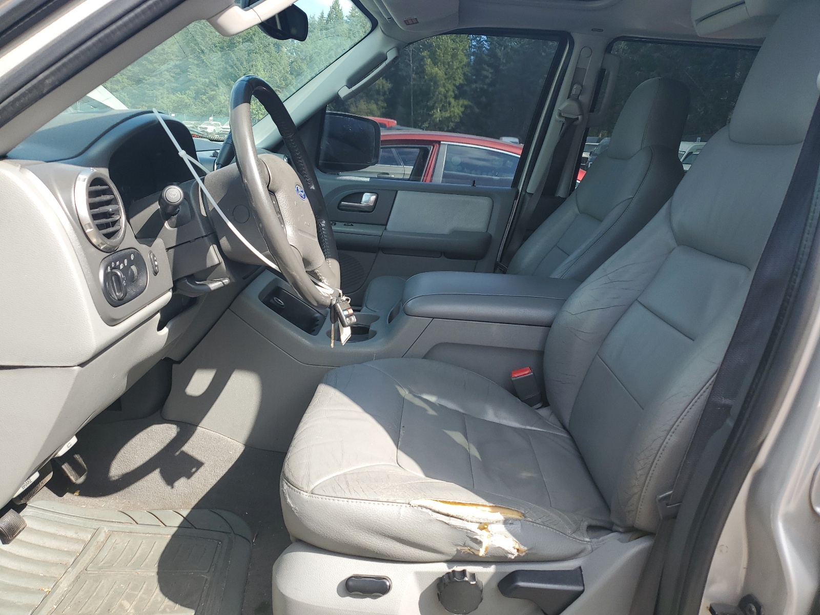 1FMFU16L44LA11315 2004 Ford Expedition Xlt