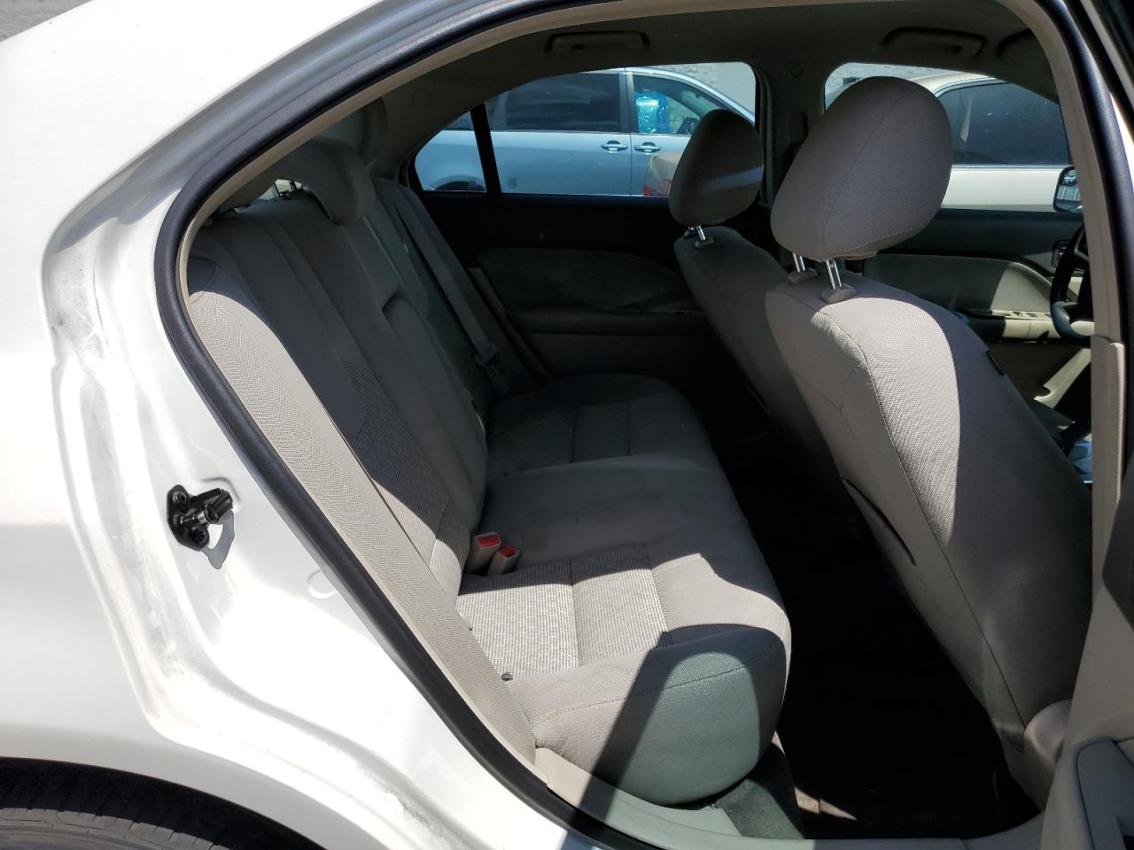 2011 Ford Fusion Se VIN: 3FAHP0HA9BR140598 Lot: 65780344