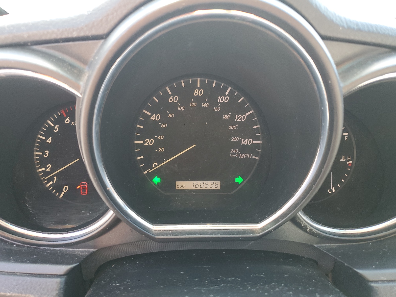 JTJGA31U540012548 2004 Lexus Rx 330