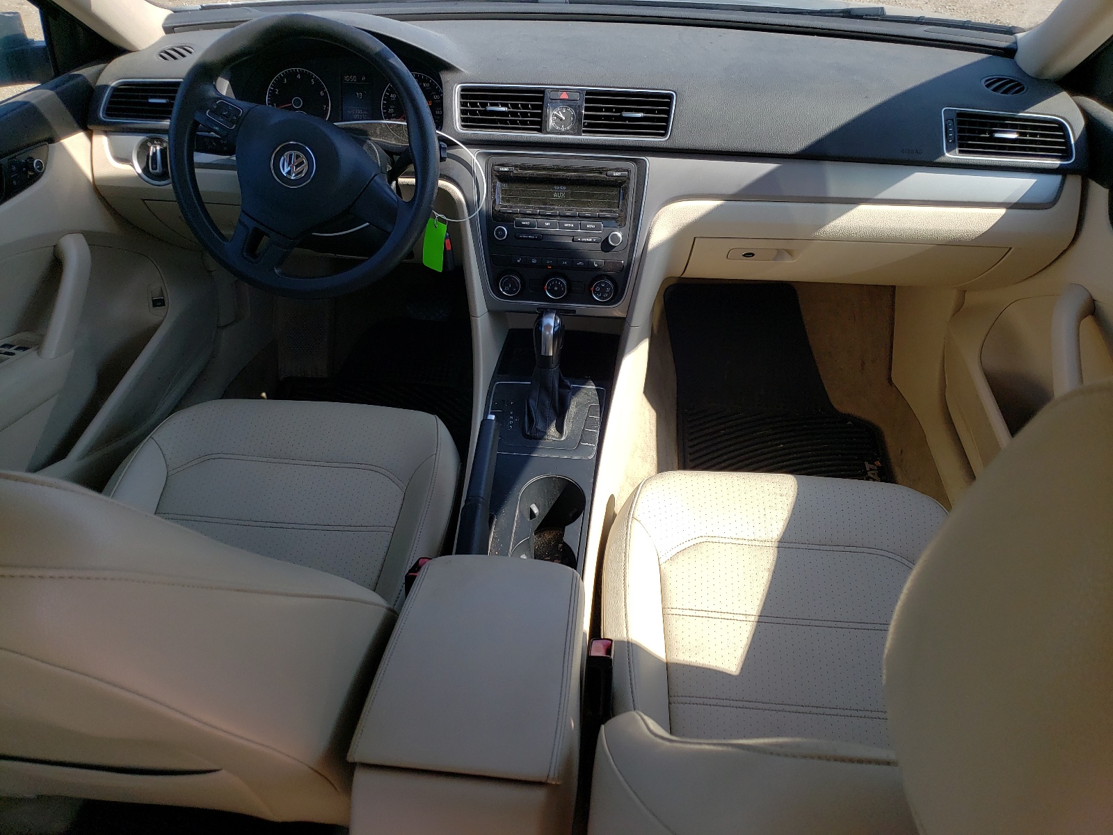 1VWAH7A31DC145323 2013 Volkswagen Passat S