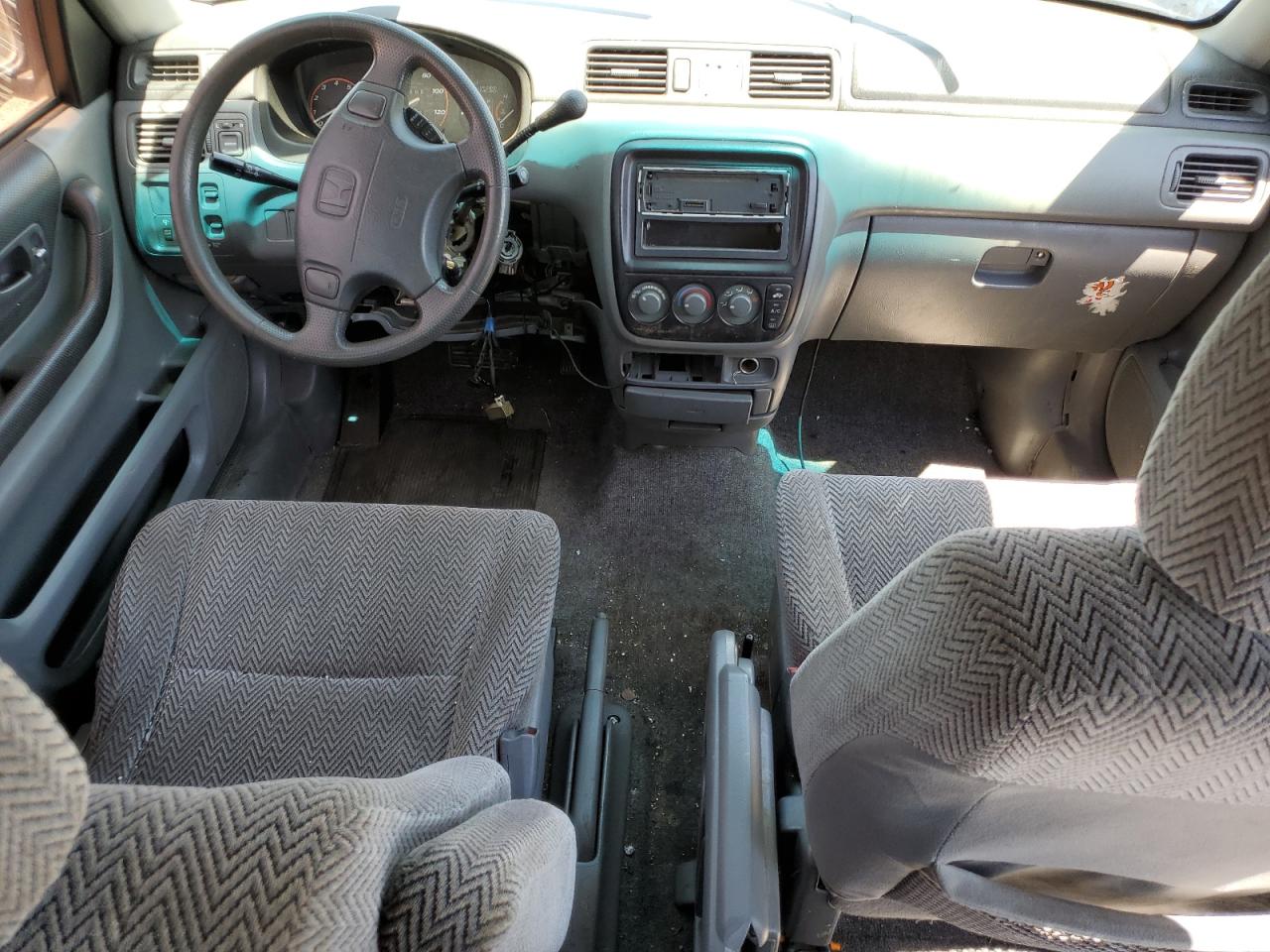 1997 Honda Cr-V Lx VIN: JHLRD1856VC017461 Lot: 67608044