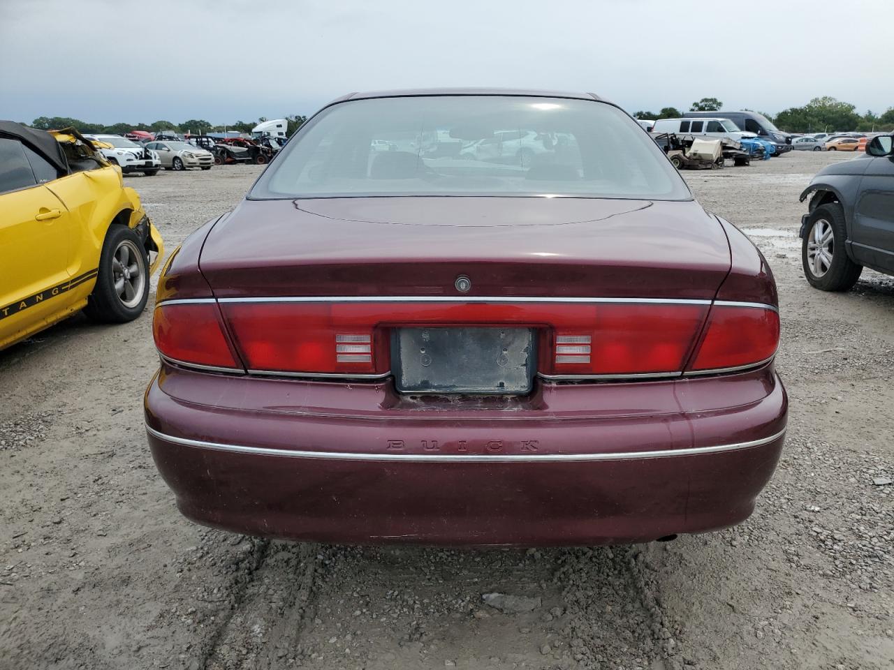 2G4WS52M0W1583065 1998 Buick Century Custom