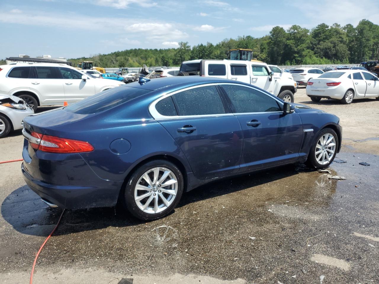 VIN SAJWA0ES1DPS65686 2013 JAGUAR XF no.3