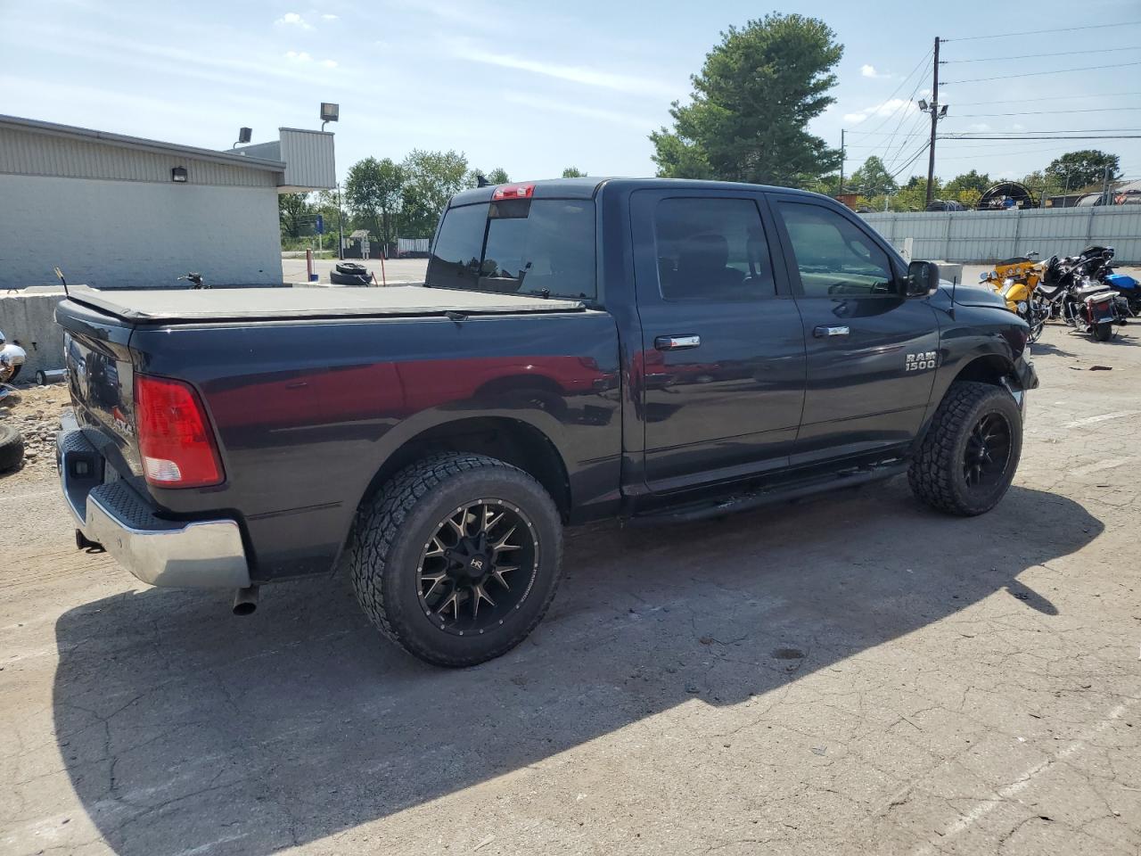 2015 RAM 1500 - Image 3