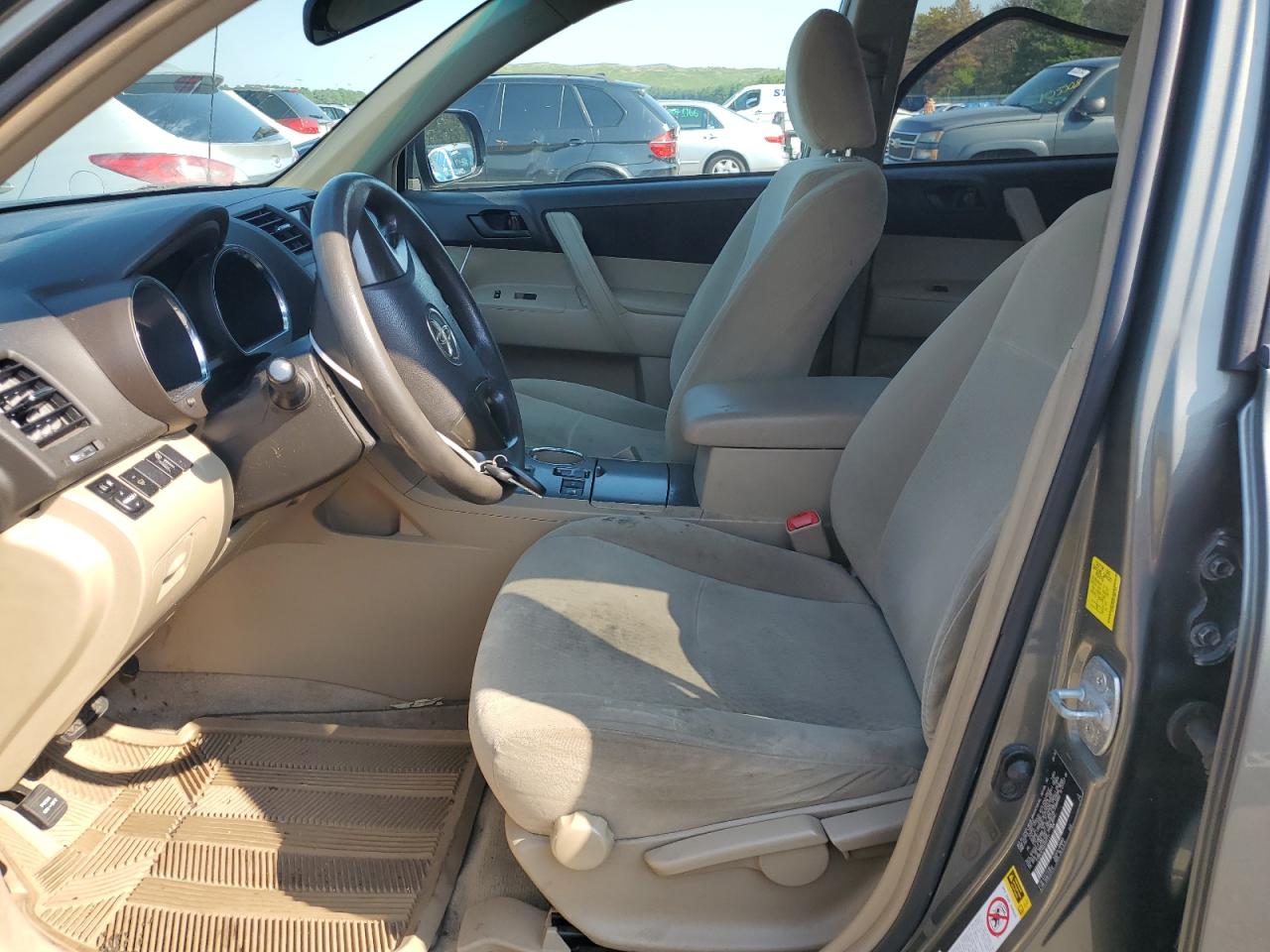 2010 Toyota Highlander VIN: 5TDBK3EHXAS027711 Lot: 65667014