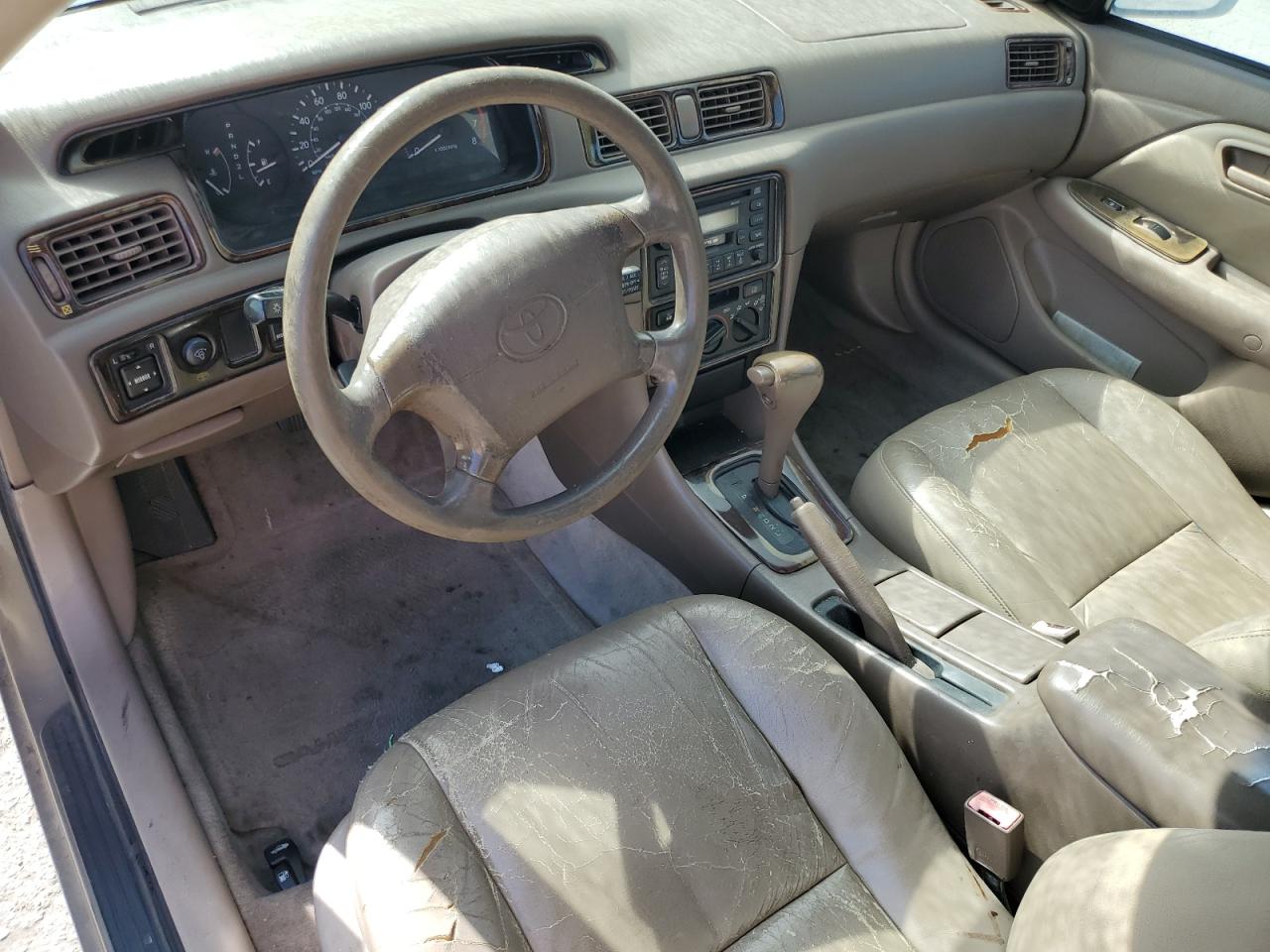 1999 Toyota Camry Le VIN: JT2BF22K4X0228202 Lot: 84963434