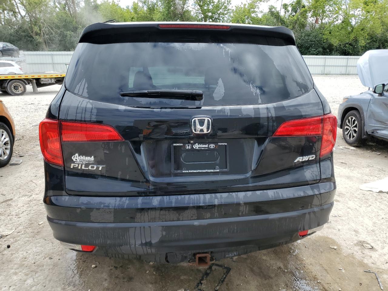 2016 Honda Pilot Lx VIN: 5FNYF6H13GB005285 Lot: 65842584