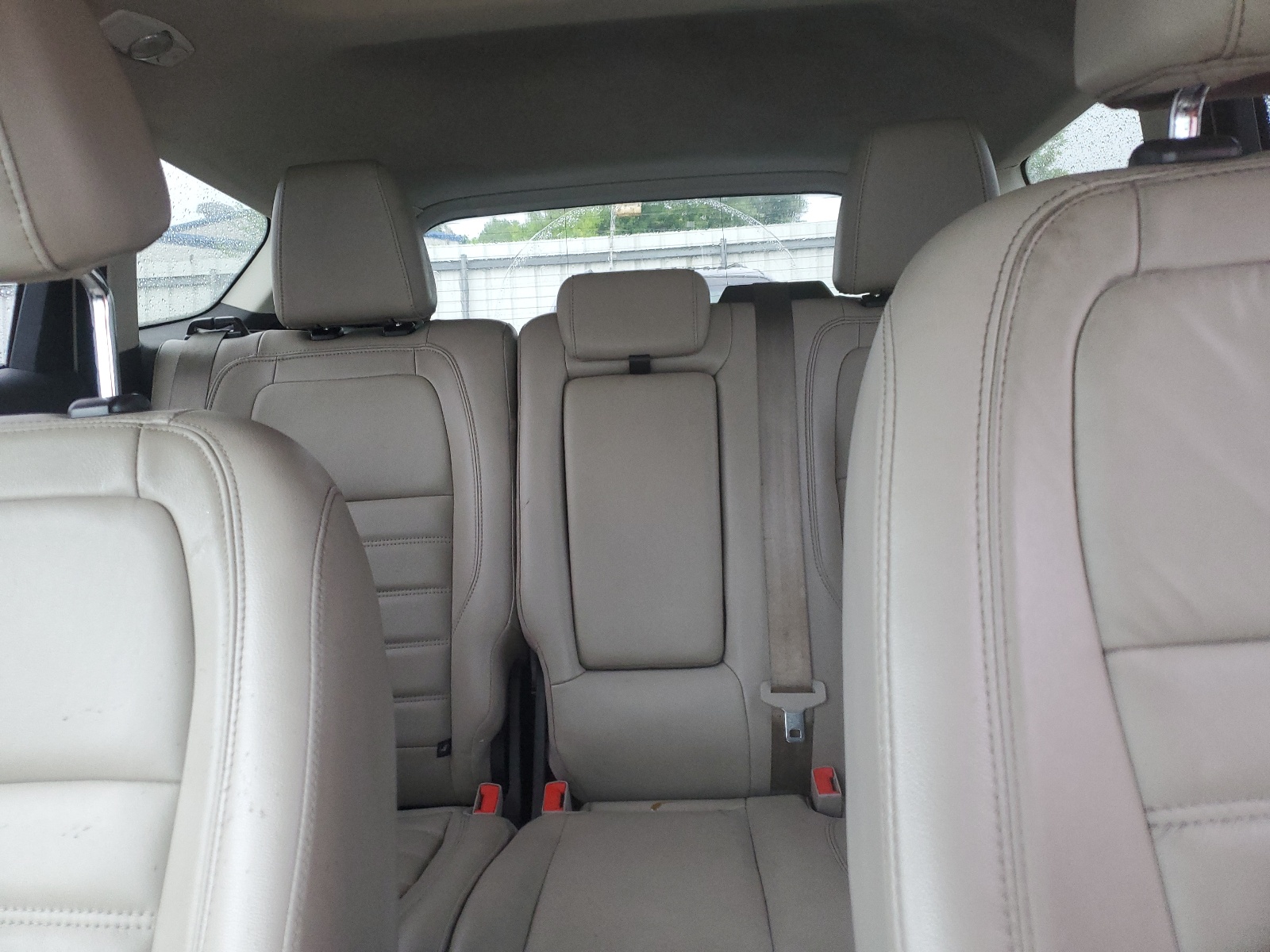 1FMCU9J99HUB27798 2017 Ford Escape Titanium