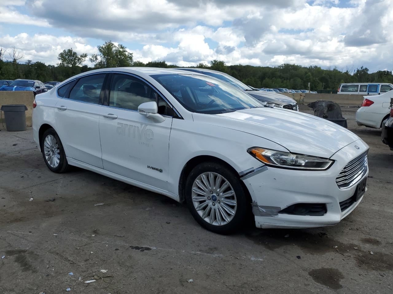 2013 Ford Fusion Se Hybrid VIN: 3FA6P0LU6DR101687 Lot: 68369644