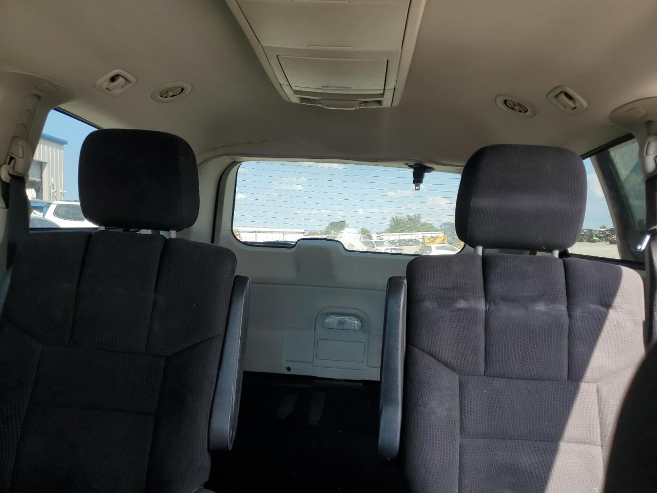 2011 Dodge Grand Caravan Crew VIN: 2D4RN5DG6BR646751 Lot: 69576084