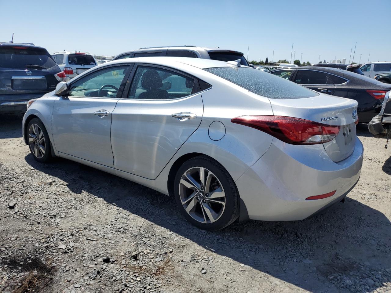 2015 Hyundai Elantra - Image 2