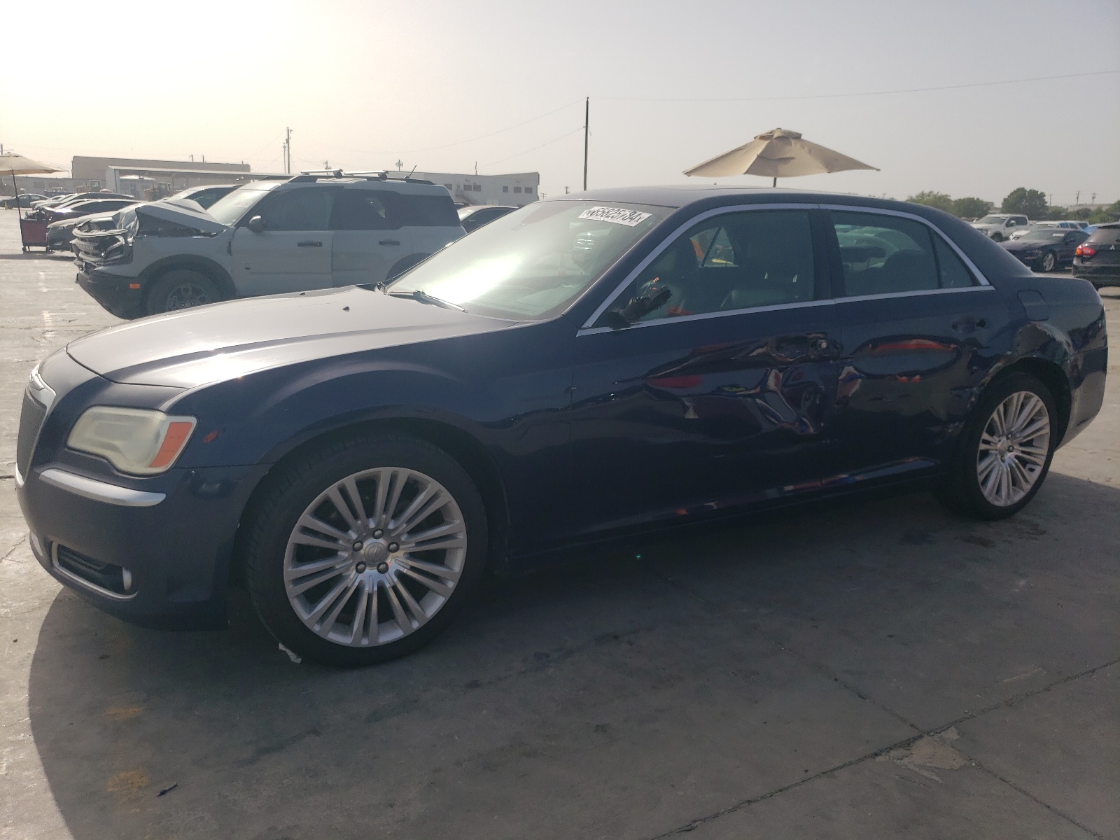 2014 Chrysler 300C Varvatos vin: 2C3CCADG6EH189861