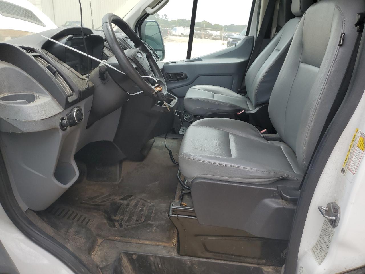 1FTYE1YM3HKA67824 2017 Ford Transit T-150