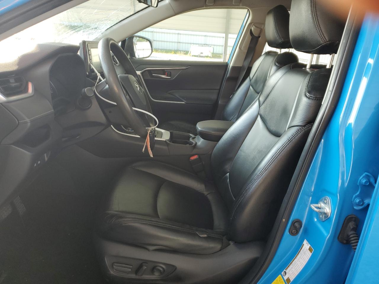 2020 Toyota Rav4 Xle VIN: JTMW1RFV3LJ019090 Lot: 67062264