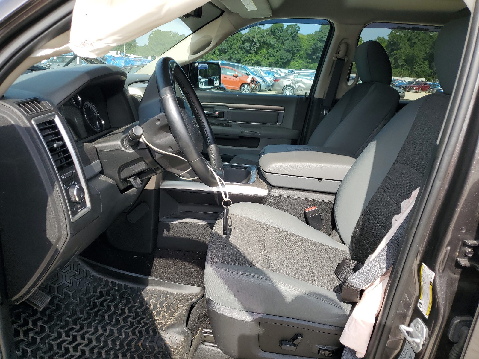 3C6RR7LT4GG376953 2016 Ram 1500 Slt