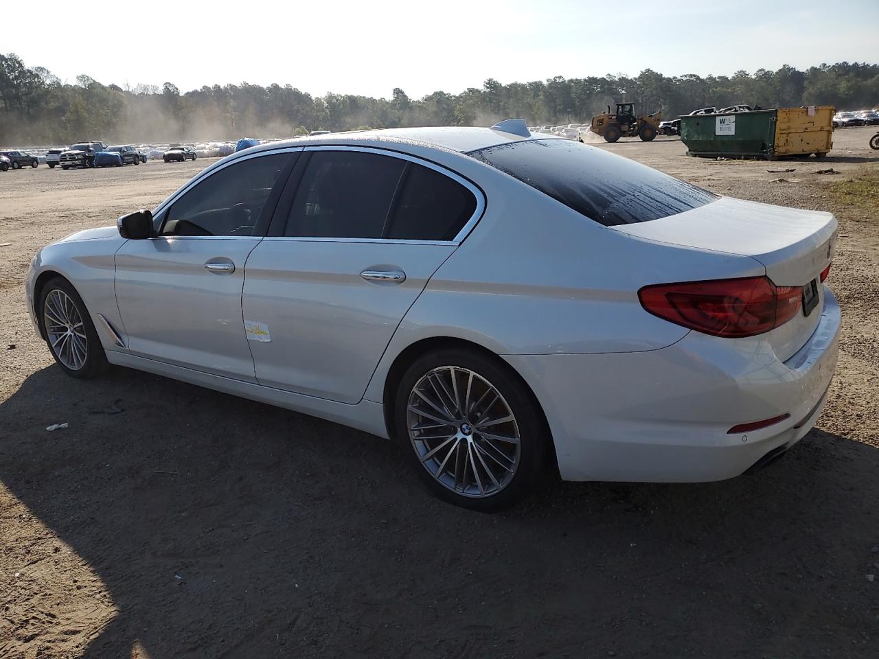 WBAJE5C55JWA94983 2018 BMW 5 SERIES - Image 2