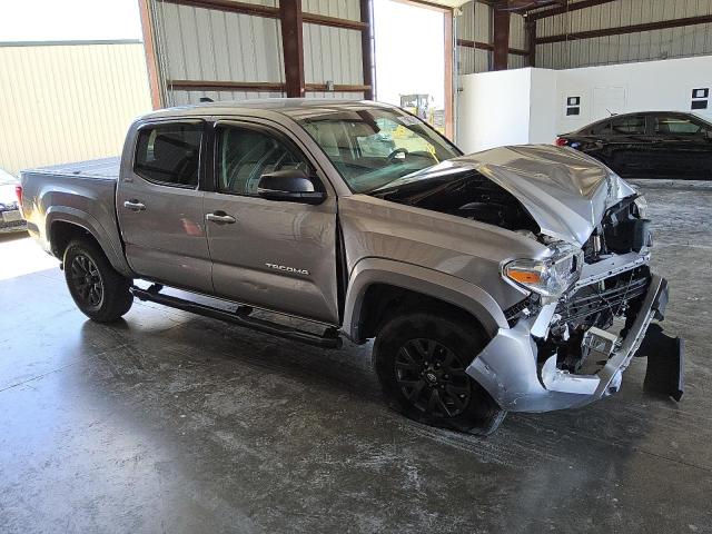  TOYOTA TACOMA 2020 Сріблястий