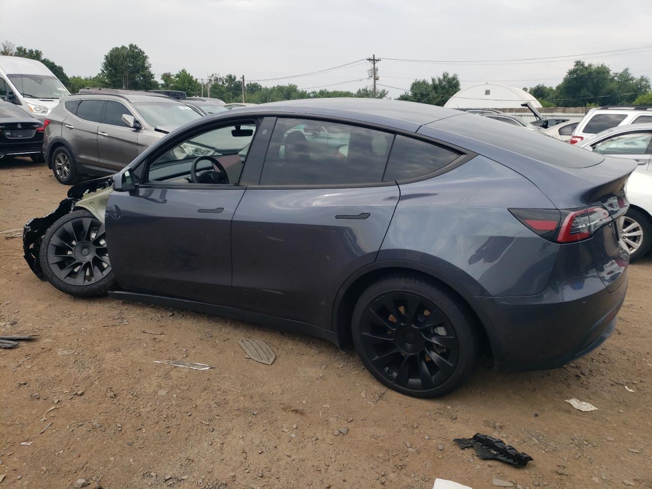 7SAYGDEE2PF695946 Tesla Model Y  2