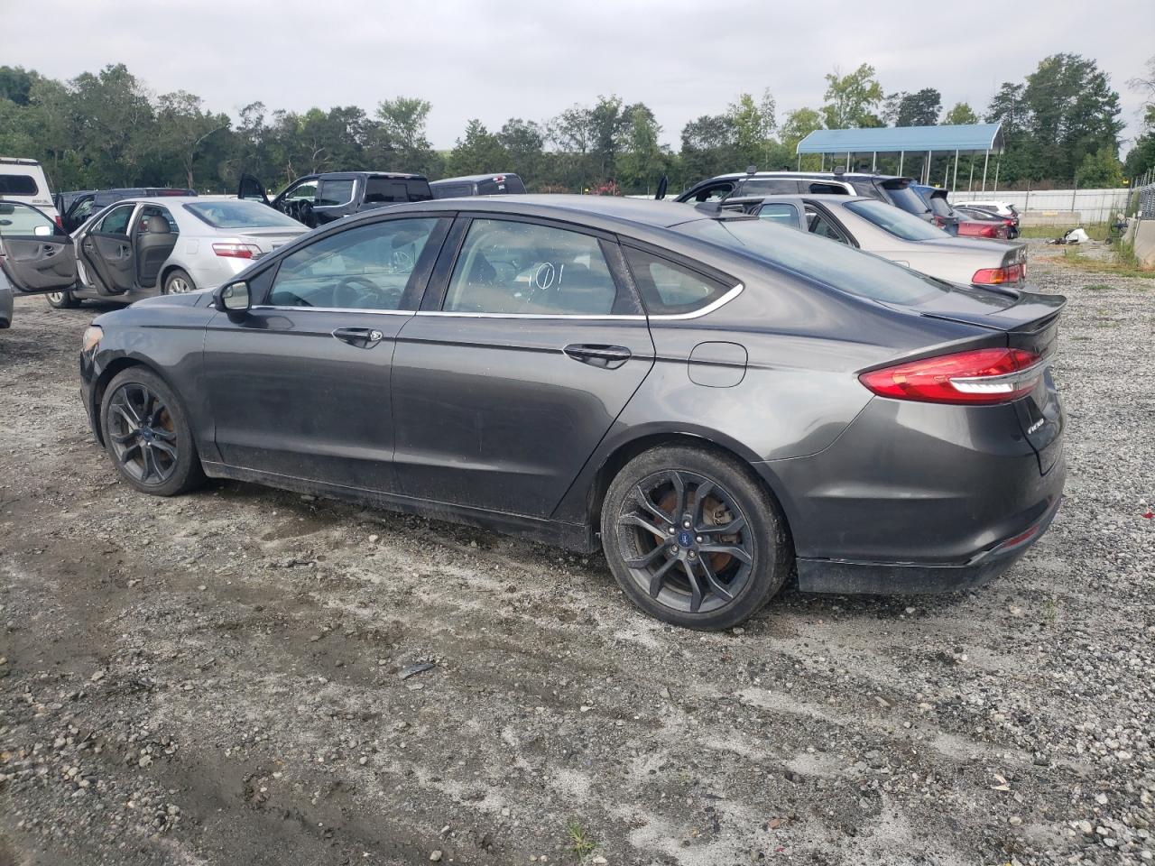 3FA6P0LU9JR138101 2018 FORD FUSION - Image 2