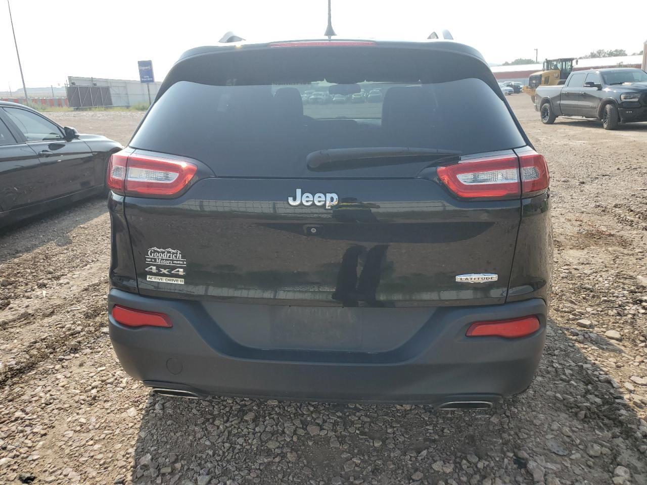 1C4PJMLX3JD578115 2018 Jeep Cherokee Latitude Plus