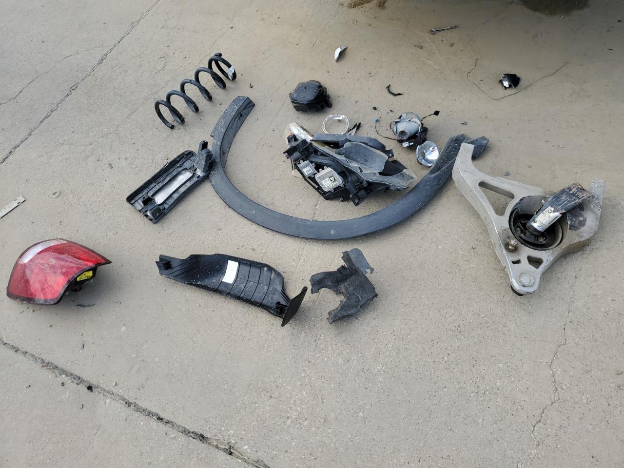 2021 RAM 1500 - Image 12