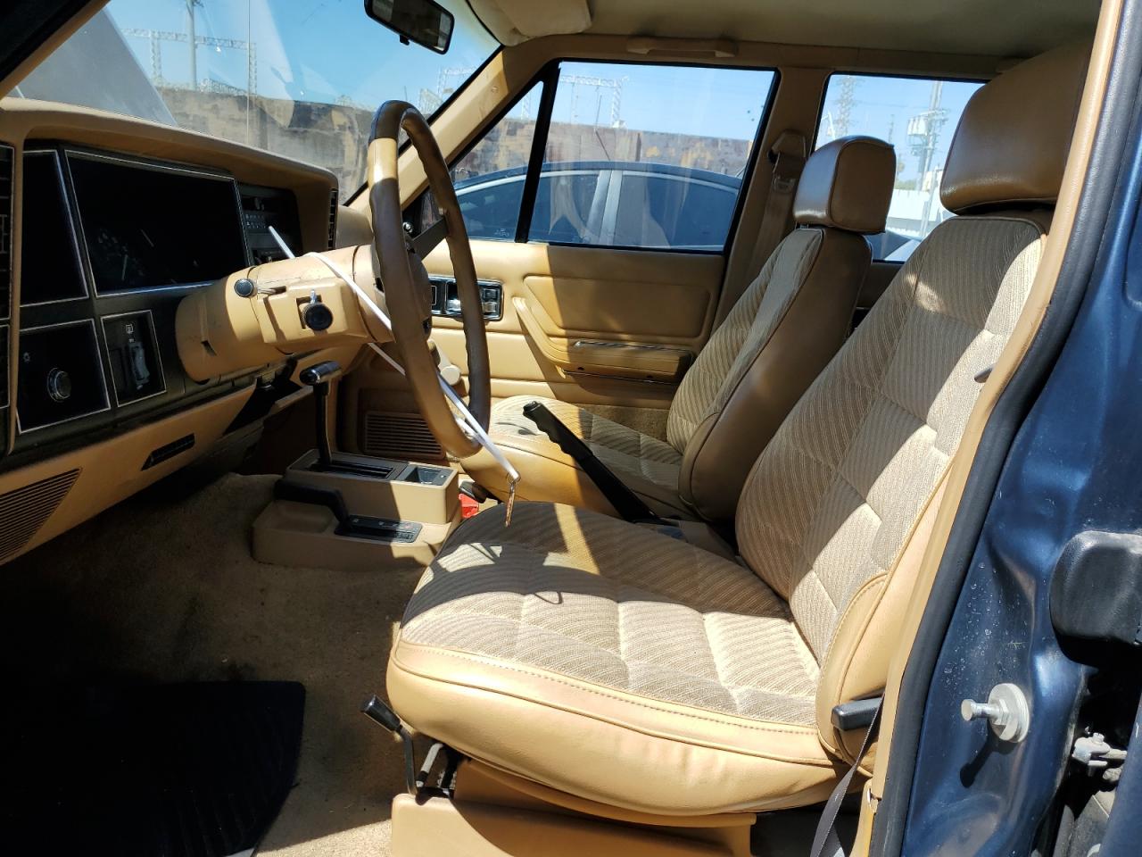 1988 Jeep Cherokee Pioneer VIN: 1JCMR7826JT151896 Lot: 67757664