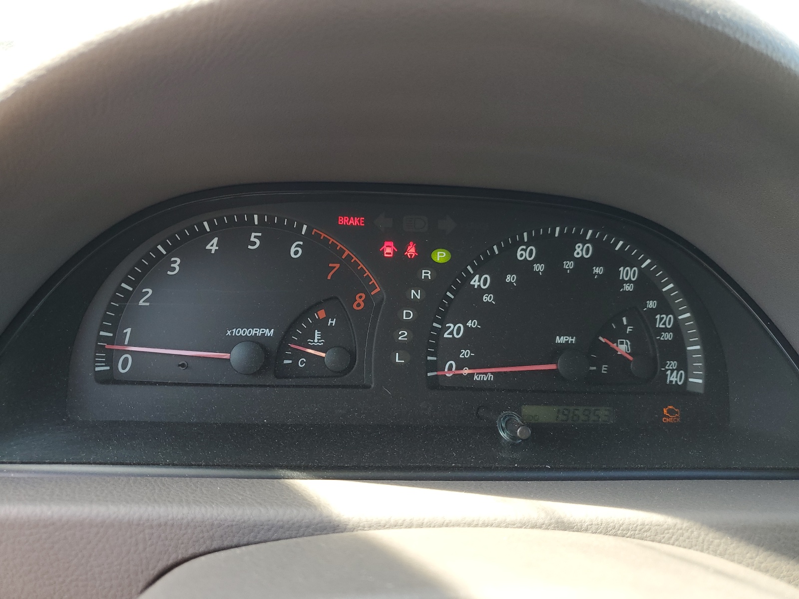 4T1BE32K84U290623 2004 Toyota Camry Le