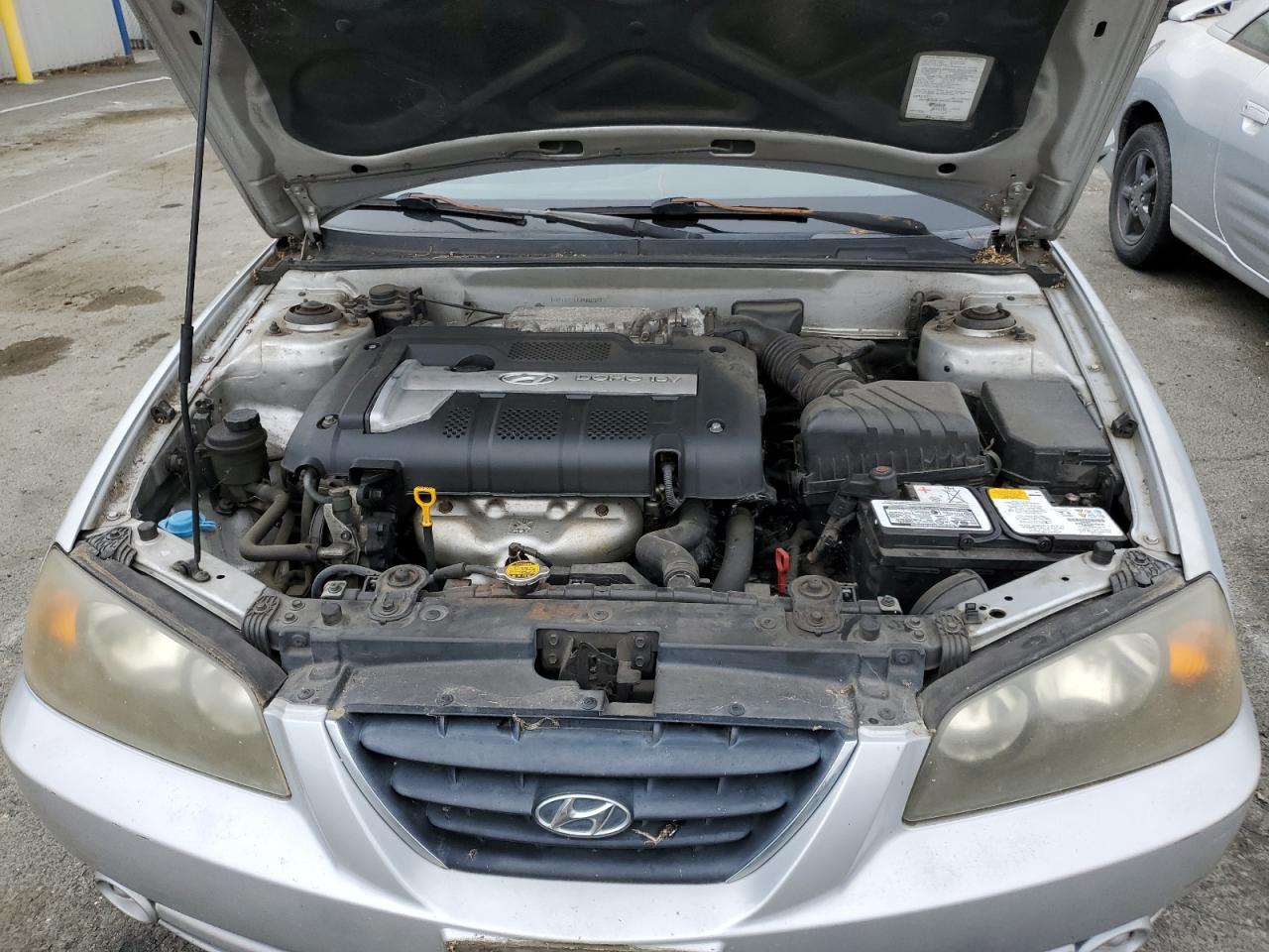 2005 Hyundai Elantra Gls VIN: KMHDN46D05U001827 Lot: 68670334