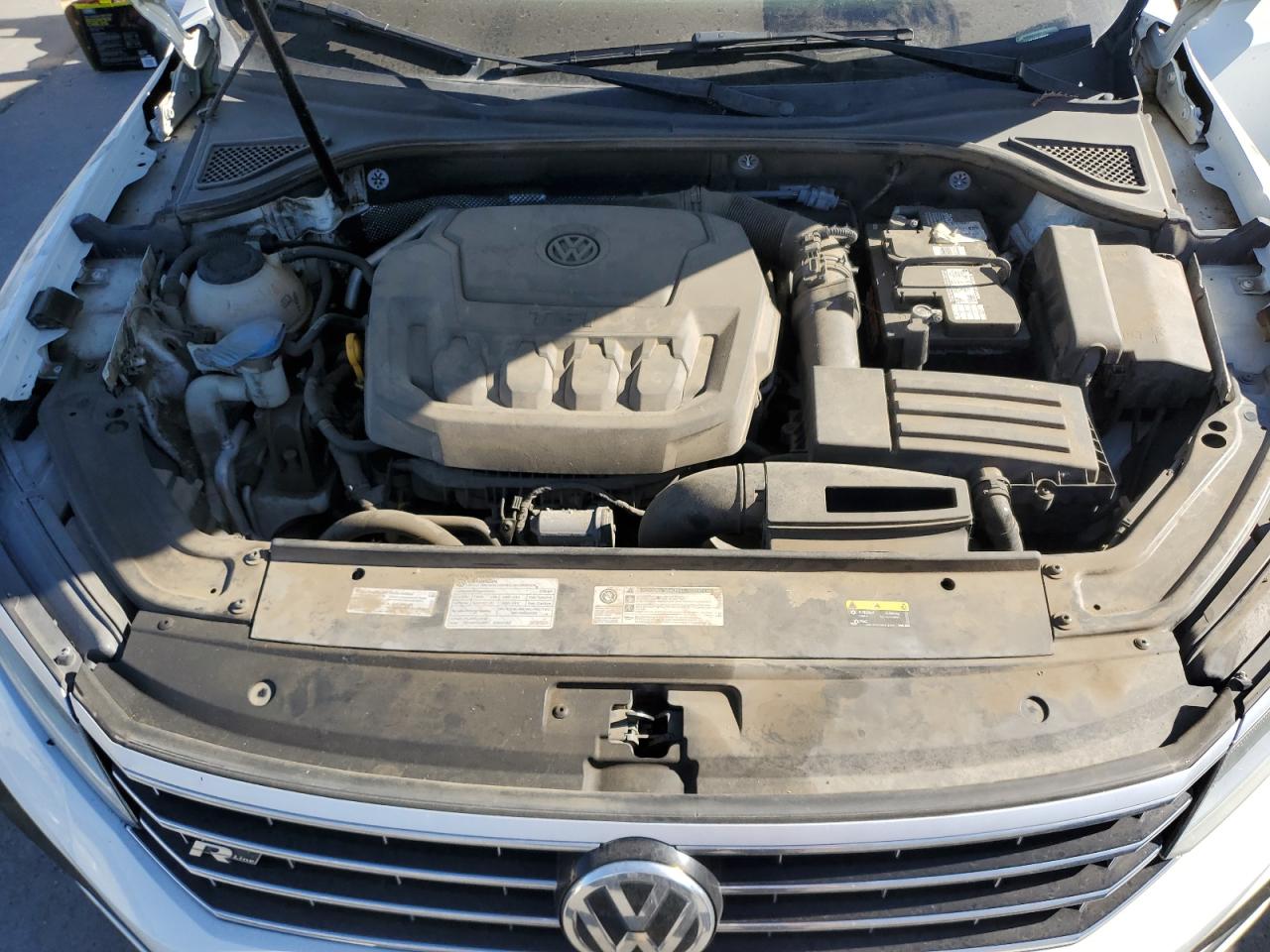 1VWAA7A39JC004161 2018 Volkswagen Passat S