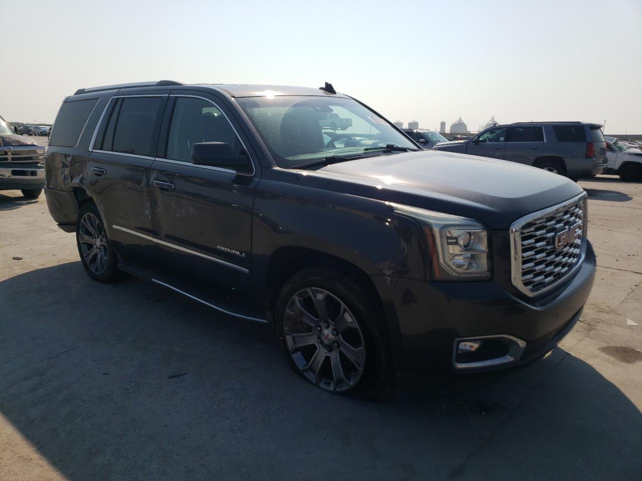 1GKS1CKJ9JR373861 2018 GMC Yukon Denali