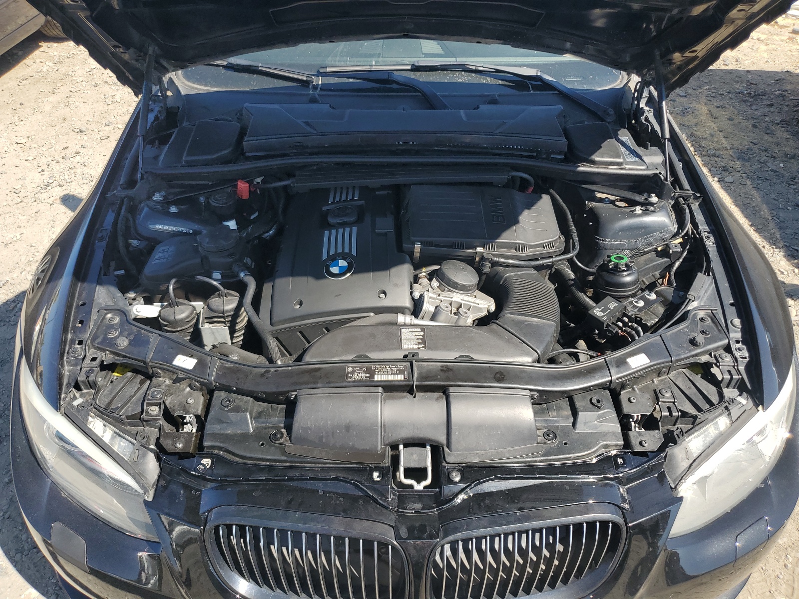 WBADX1C54BE570211 2011 BMW 335 Is