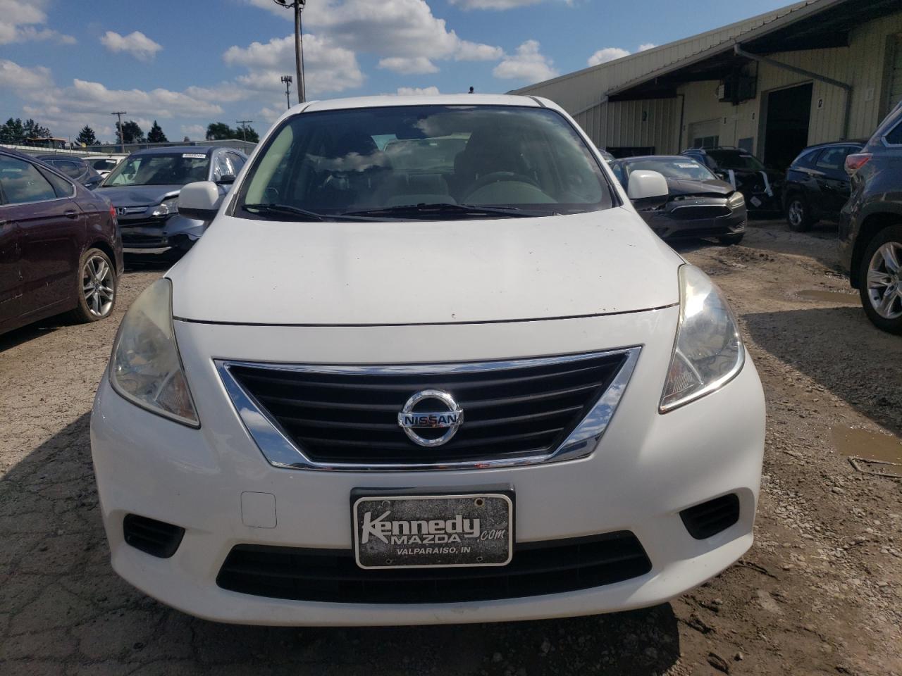 2014 Nissan Versa S VIN: 3N1CN7APXEL832879 Lot: 69172204