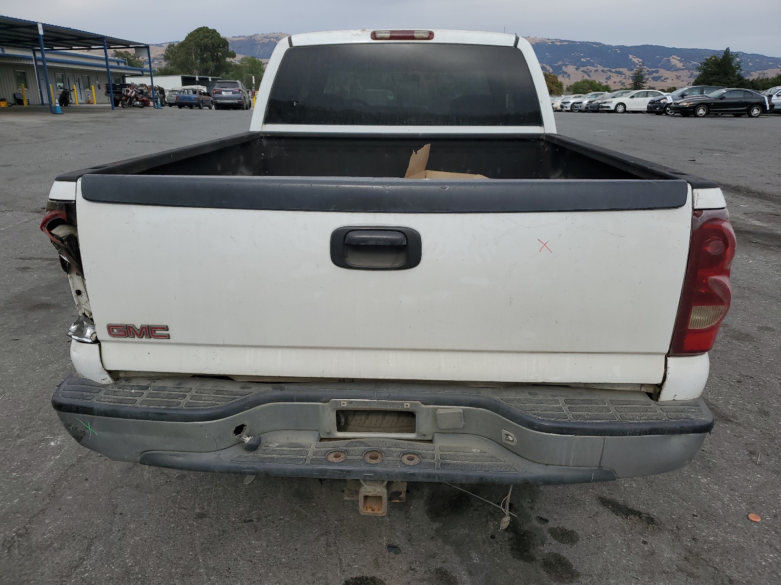 2GTEC19V421111076 2002 GMC New Sierra C1500