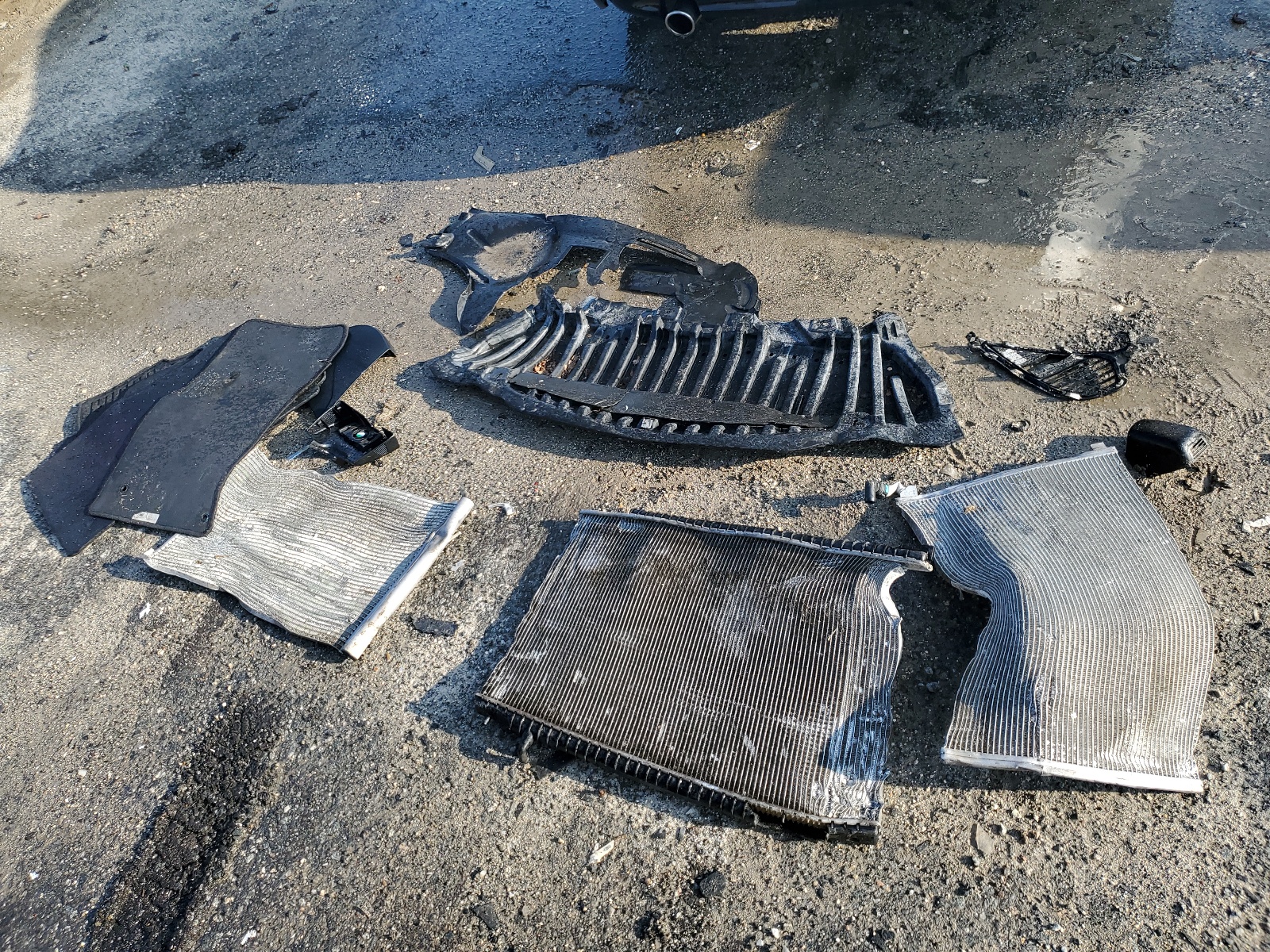 SAJBG4BV2HCY27188 2017 Jaguar Xf S