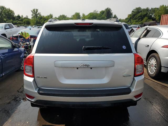  JEEP COMPASS 2012 Серебристый