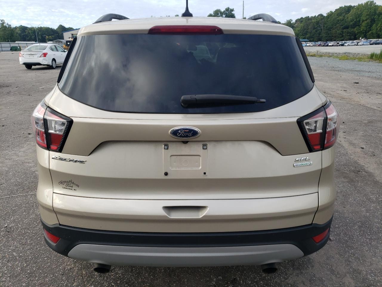 1FMCU0HD1JUB95945 2018 Ford Escape Sel