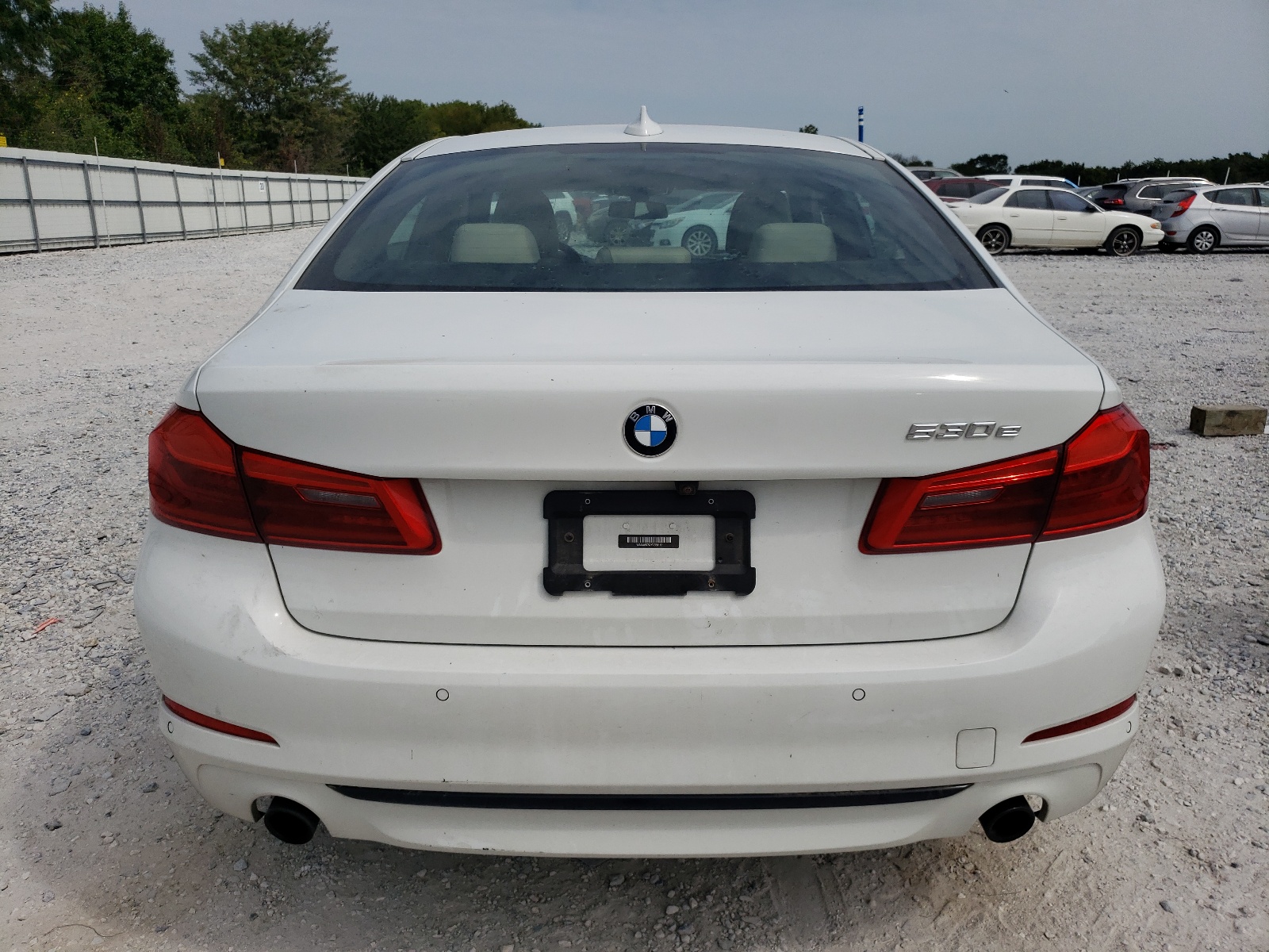 WBAJA9C52KB388169 2019 BMW 530E