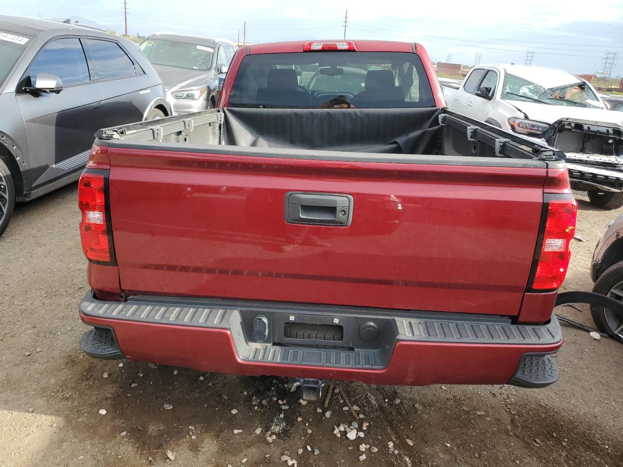 1GCVKREC6JZ162994 2018 Chevrolet Silverado K1500 Lt