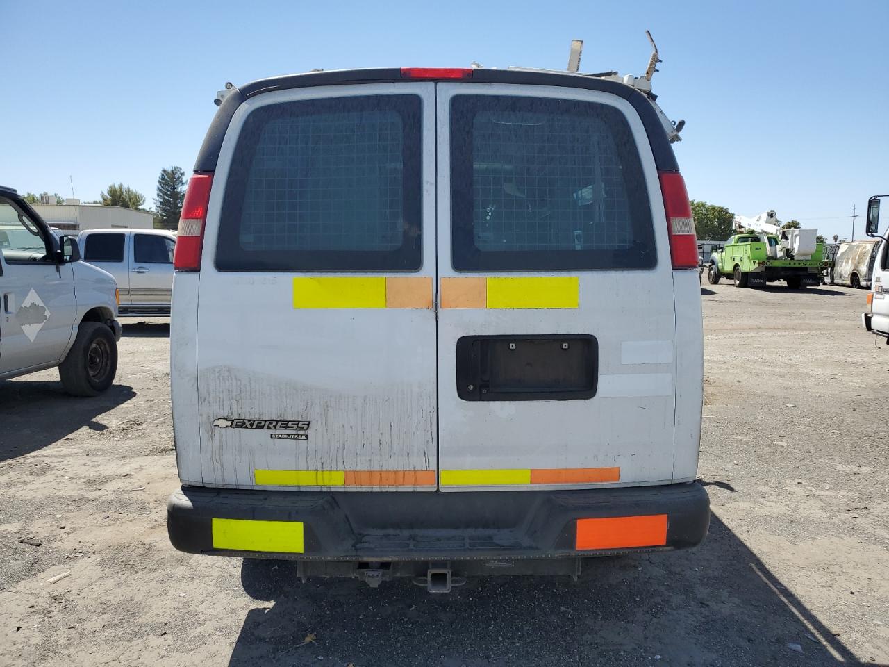 2015 Chevrolet Express G2500 VIN: 1GCWGFCF2F1230098 Lot: 62936644