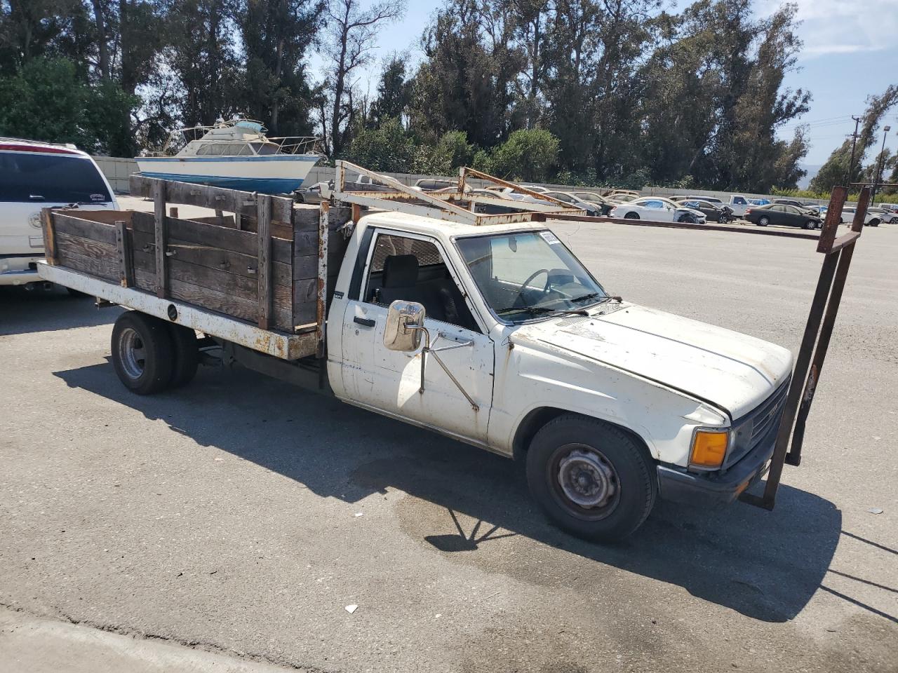 JT5RN55R1J0272700 1988 Toyota Pickup Cab Chassis Rn55