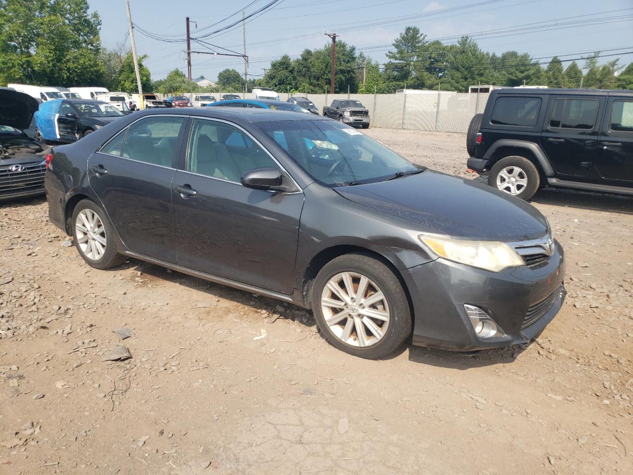 2012 Toyota Camry - Image 4