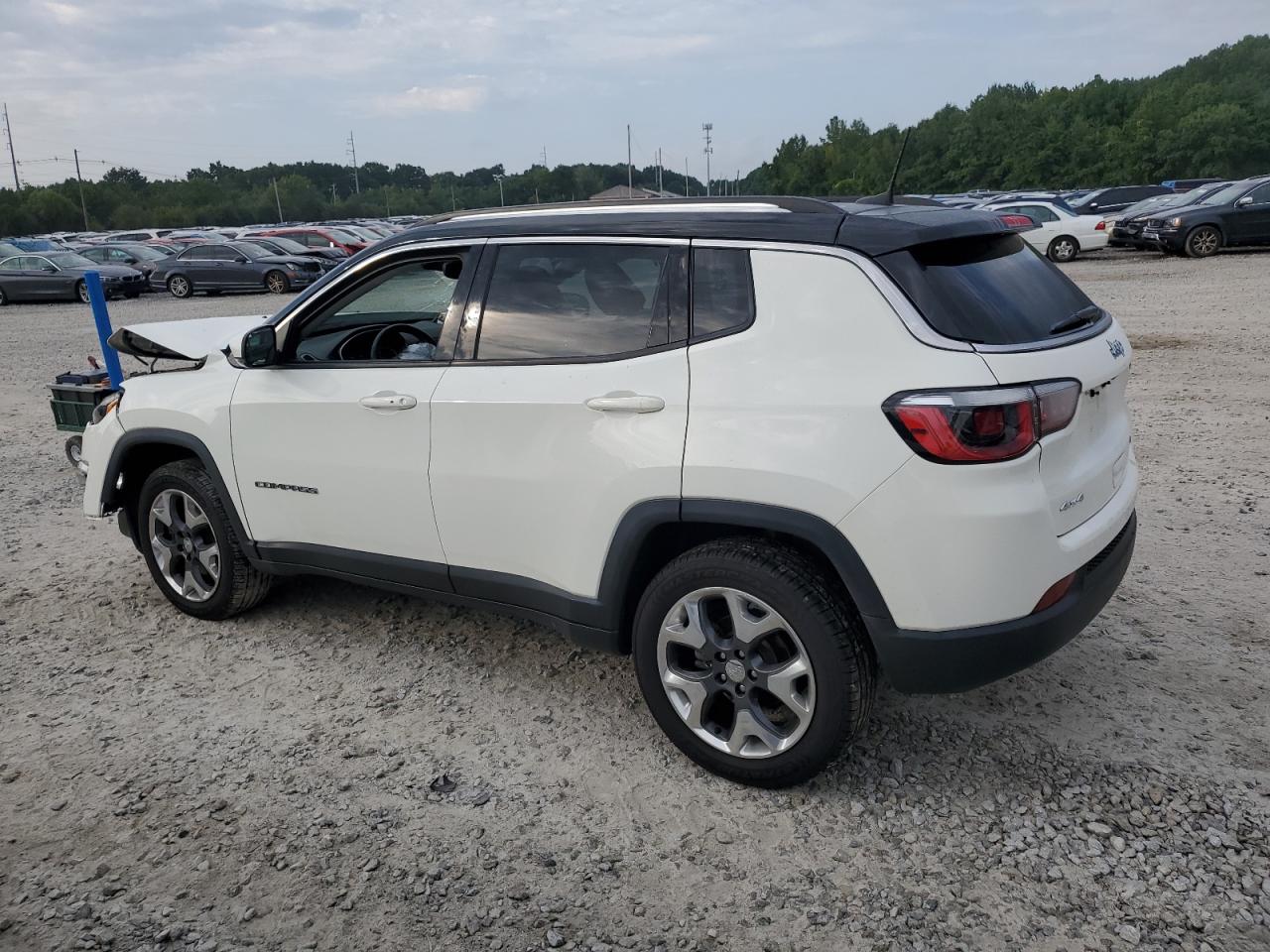 3C4NJDCB0KT741780 2019 JEEP COMPASS - Image 2