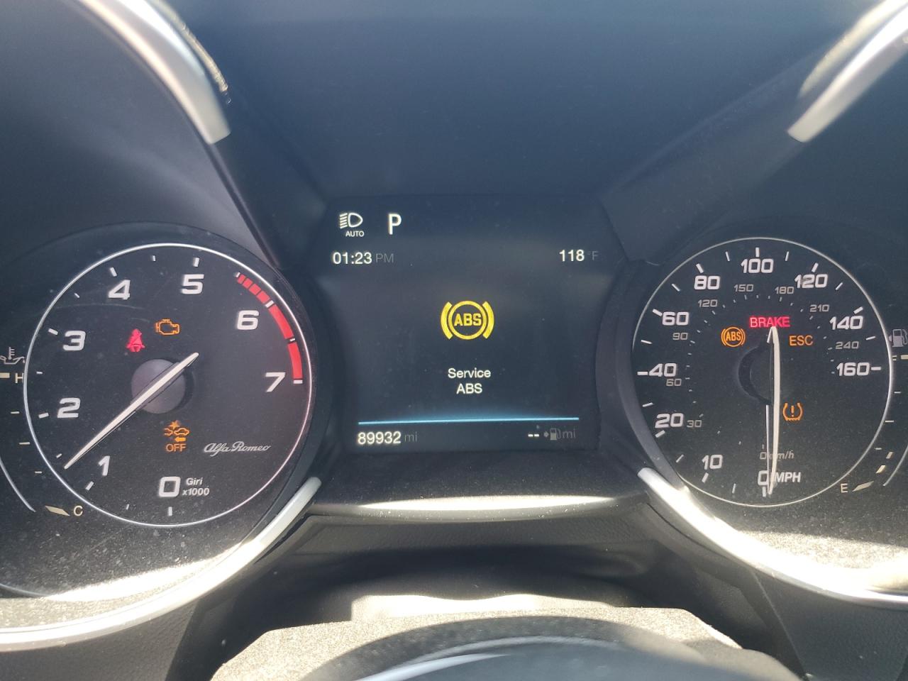 2017 Alfa Romeo Giulia Ti VIN: ZARFAECN2H7530152 Lot: 65065554