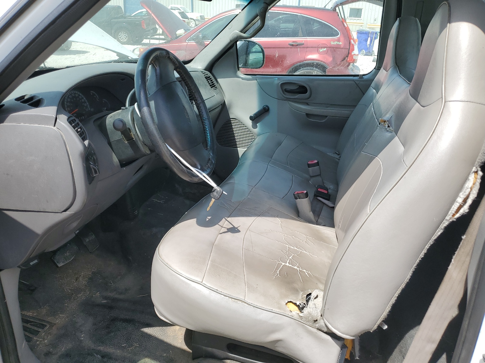 1FTRF17W7XKB91615 1999 Ford F150