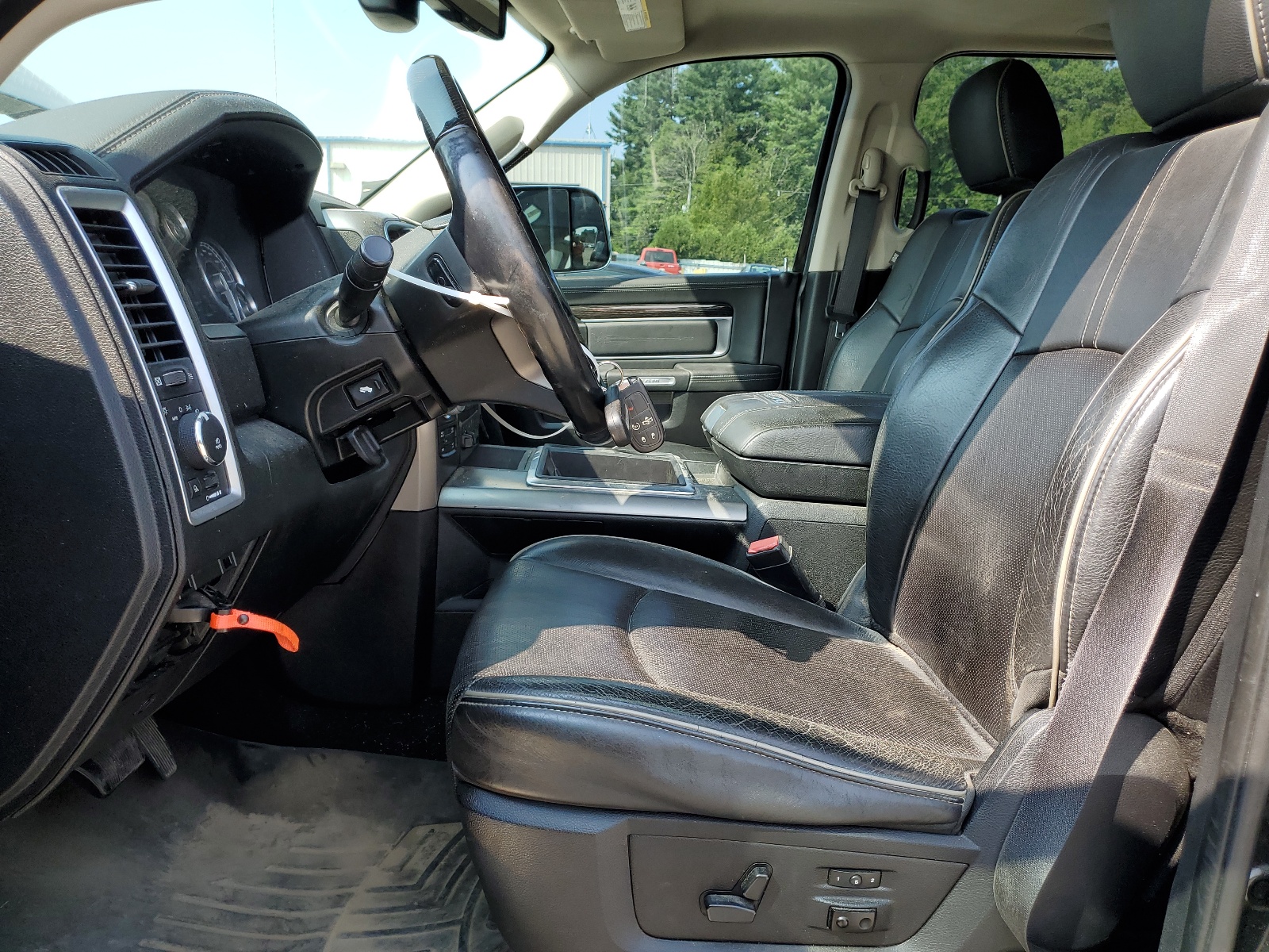 1C6RR7PM4FS500102 2015 Ram 1500 Longhorn