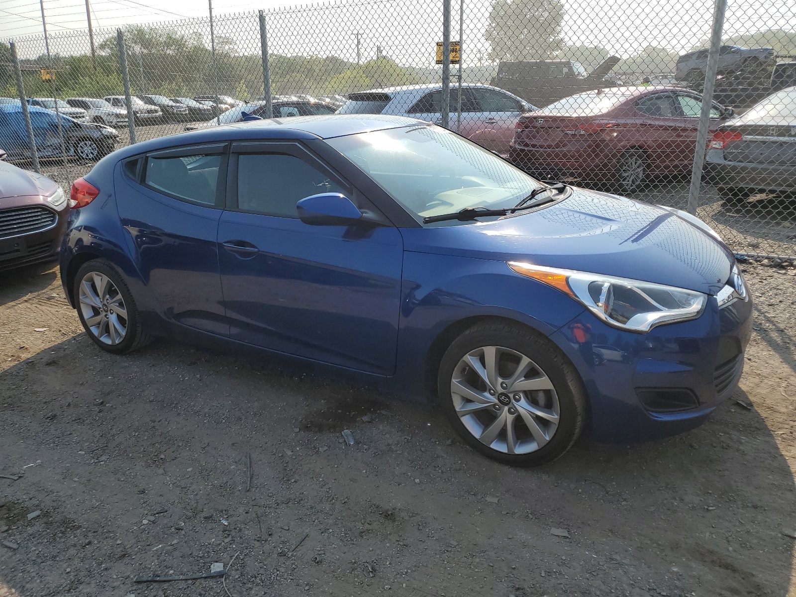 2016 Hyundai Veloster vin: KMHTC6AD4GU262613